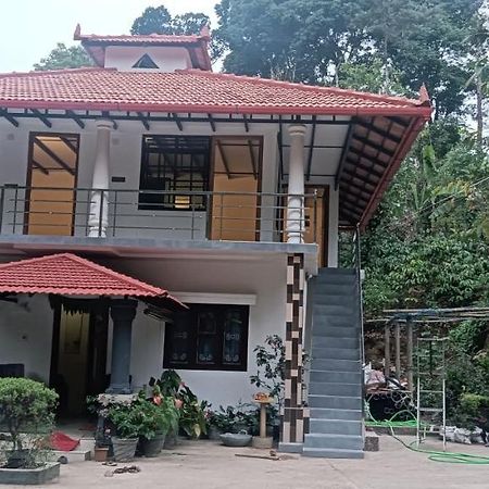 Kund Estate Stay มาดิเครี ภายนอก รูปภาพ